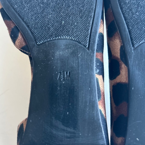 Marc Fisher Tan Brown Black Animal Print Fabric Rubber Outsole Flats size 7.5 - Picture 10 of 15